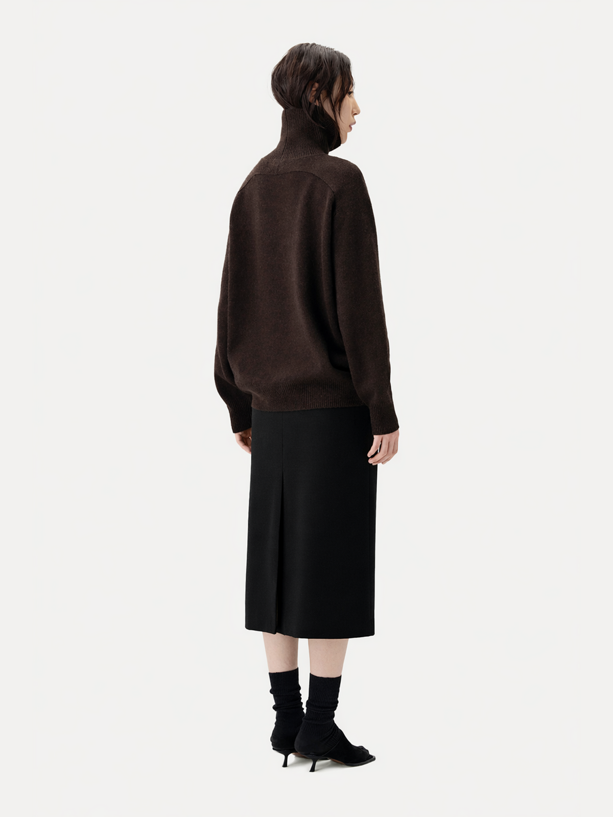 Cashmere Tailored Skirt — Black
