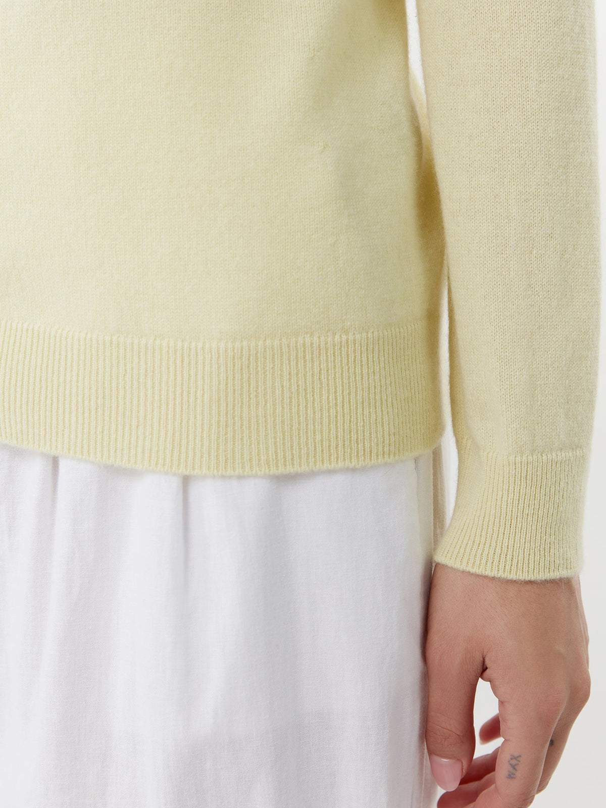 Essential Cashmere V-neck Cardigan — Cream Yellow