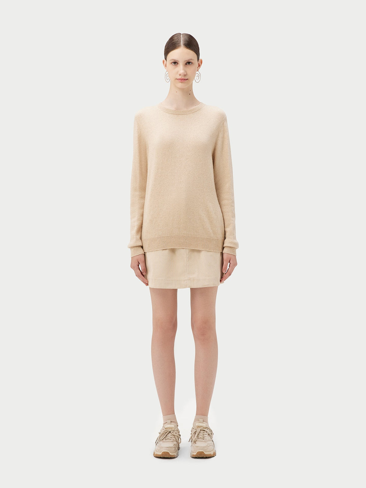 Essential Cashmere Crewneck Sweater — Beige