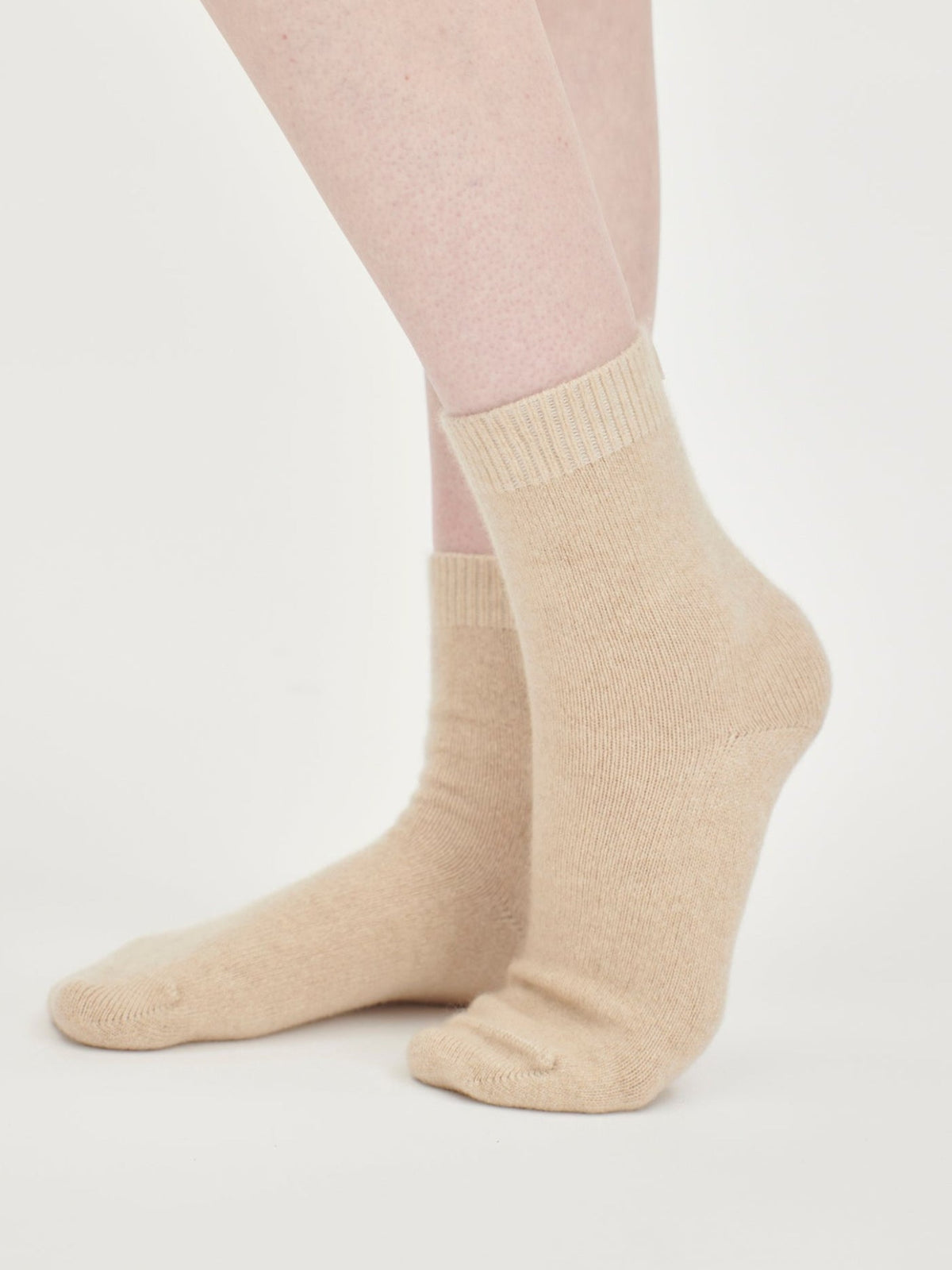 Unisex Cashmere Rib Knit Bed Socks — Beige