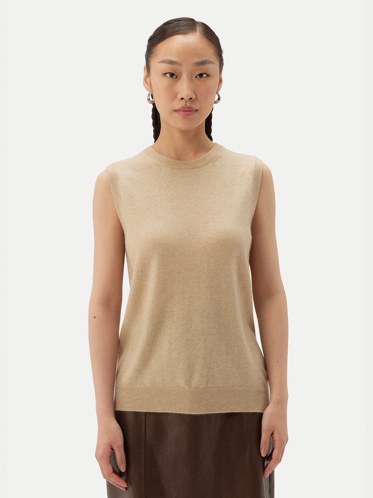 Essential Cashmere Crewneck Vest — Beige