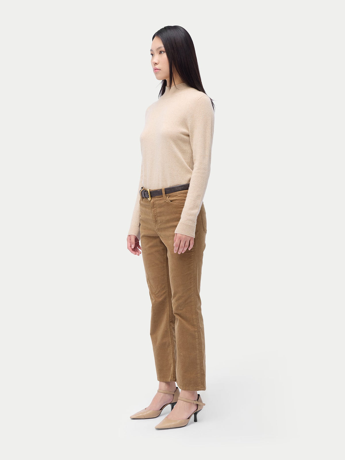 Essential Cashmere Mock Neck Sweater — Beige