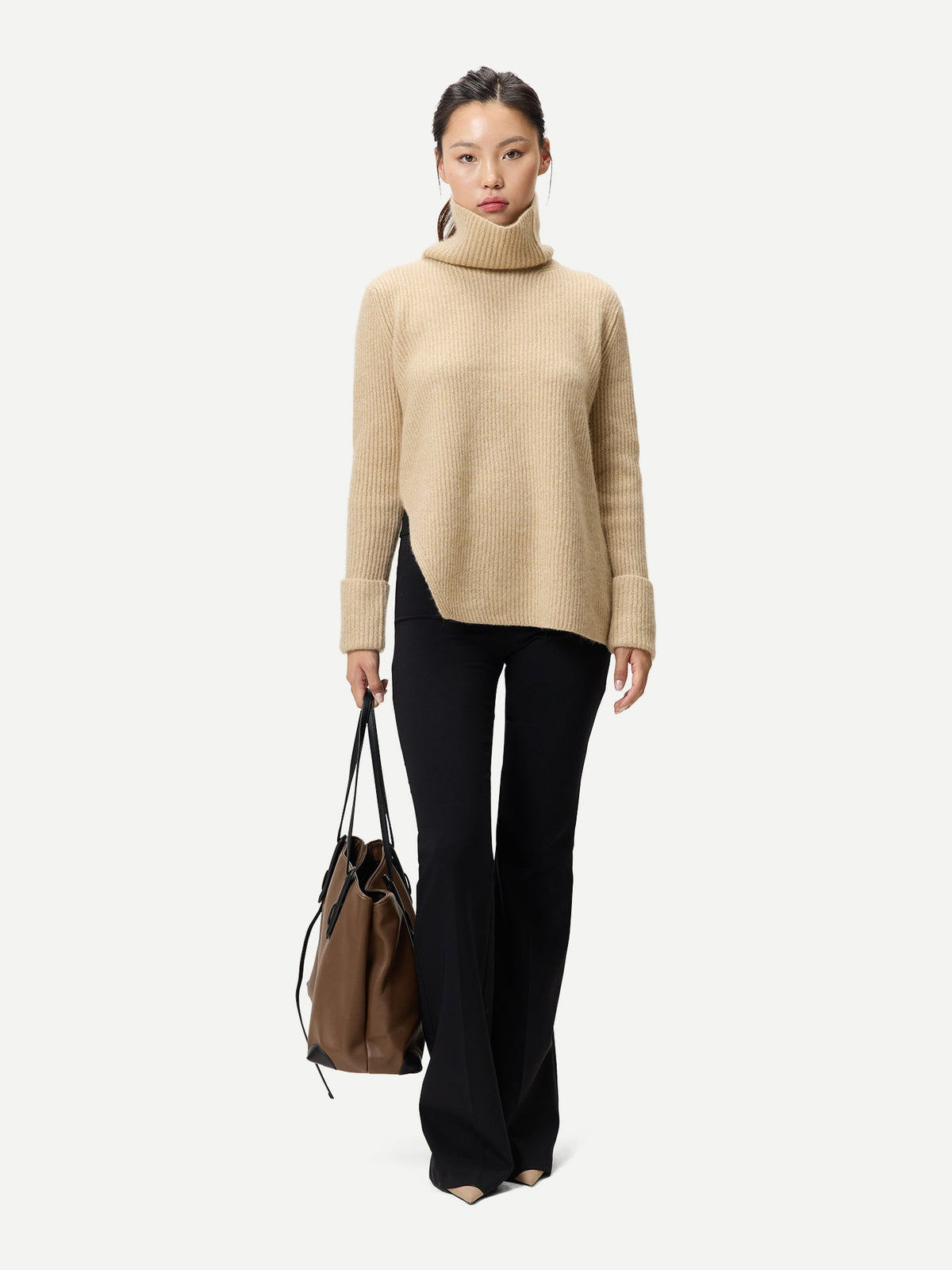 Cashmere Sweater With Detachable Collar — Beige