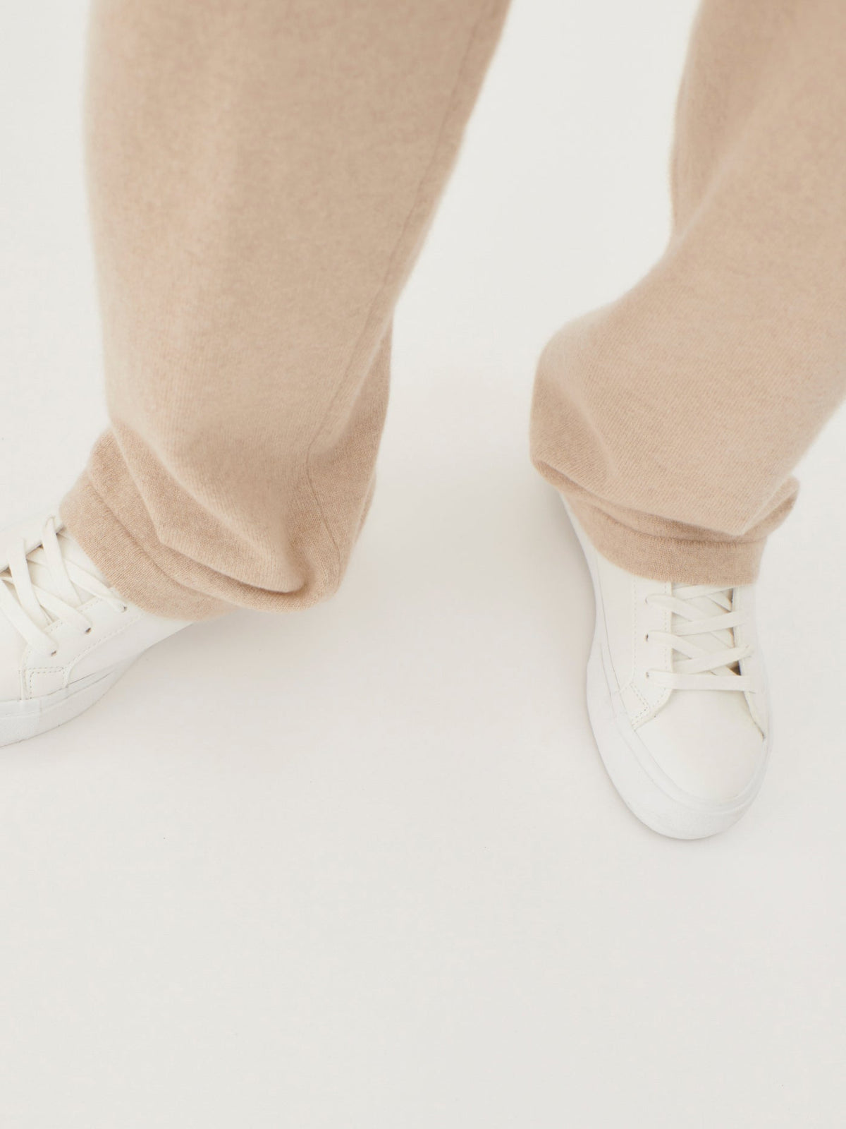 Cashmere Straight Leg Jogger — Beige