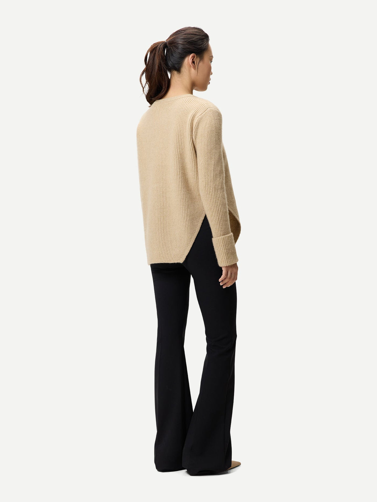 Cashmere Sweater With Detachable Collar — Beige