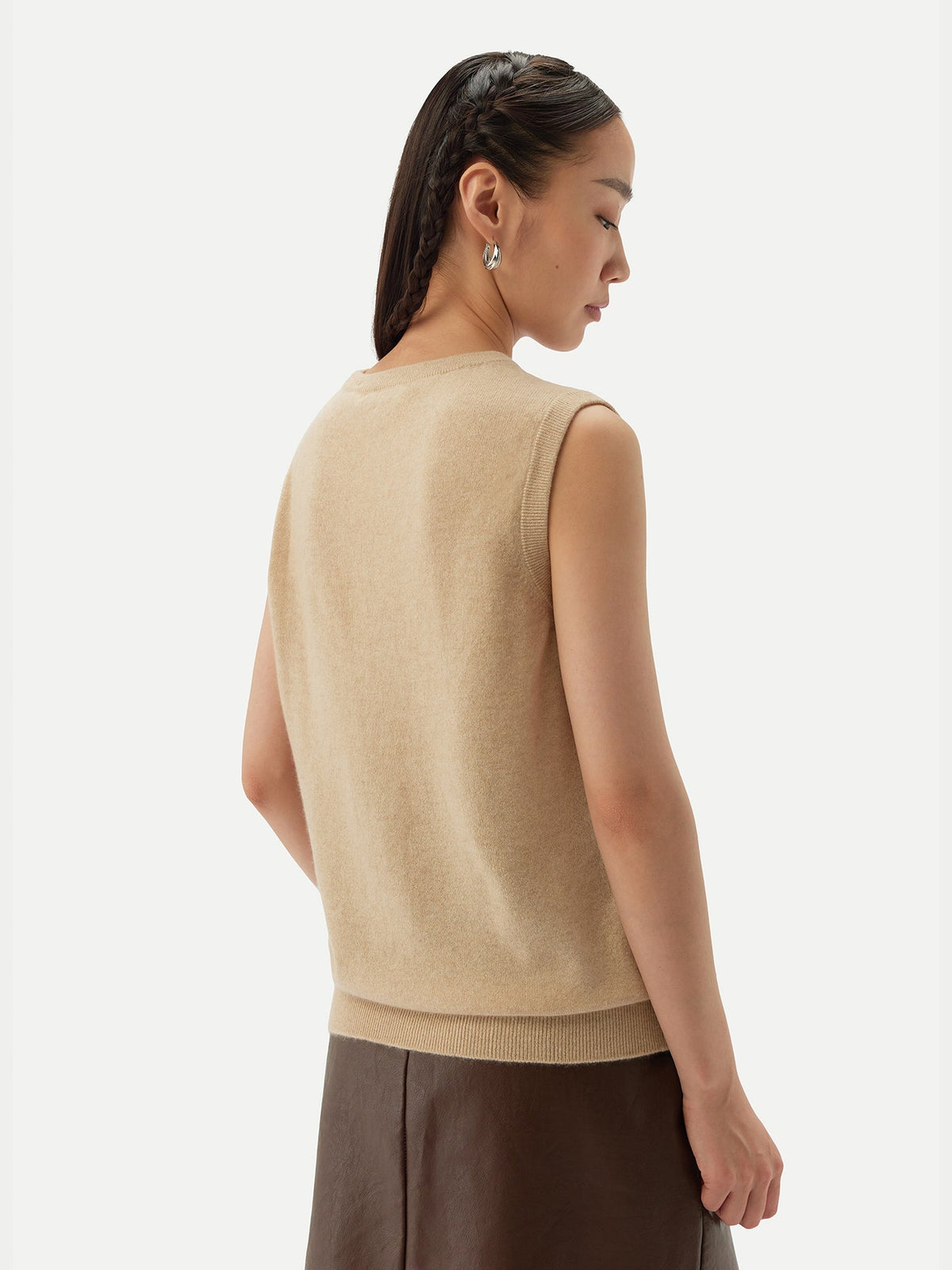Essential Cashmere Crewneck Vest — Beige