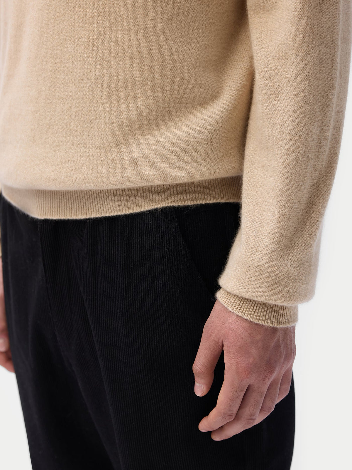 Essential Cashmere Polo Sweater — Beige