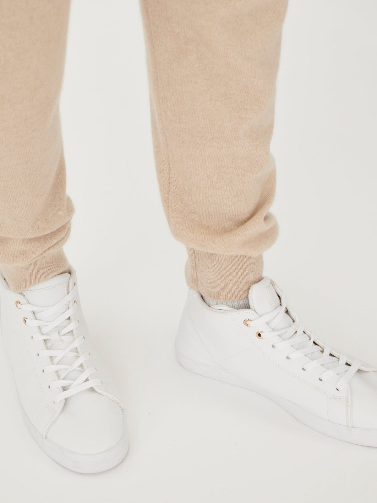 Men's Cashmere Jogger — Beige