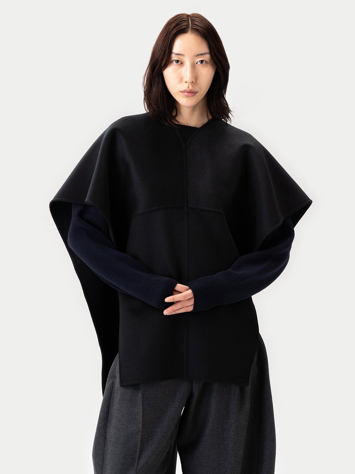 Versatile Cashmere Poncho — Black