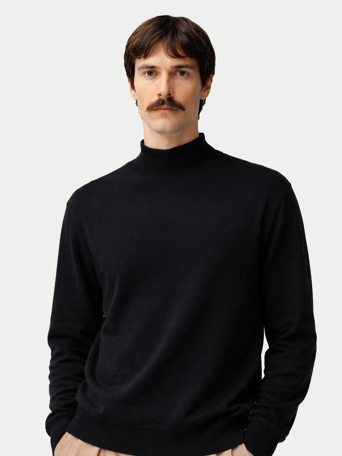 Timeless Mock Neck Cashmere Sweater — Black