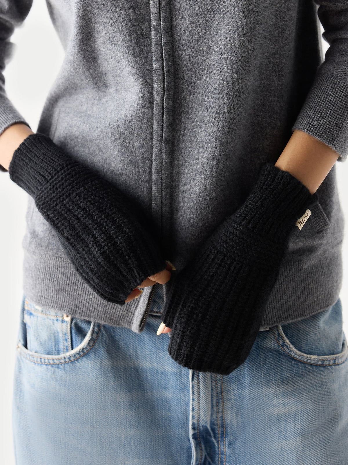 Rib-knit Cashmere Gloves — Black