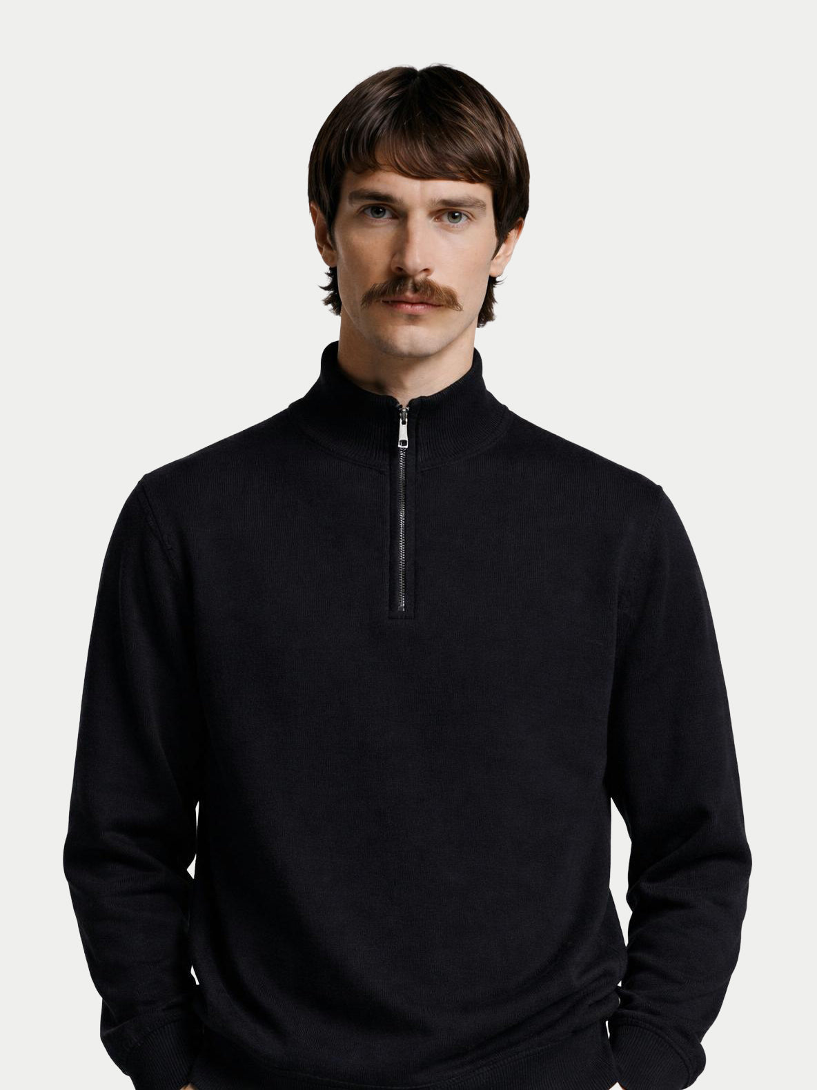 Essential Half-zip Cashmere Sweater — Black