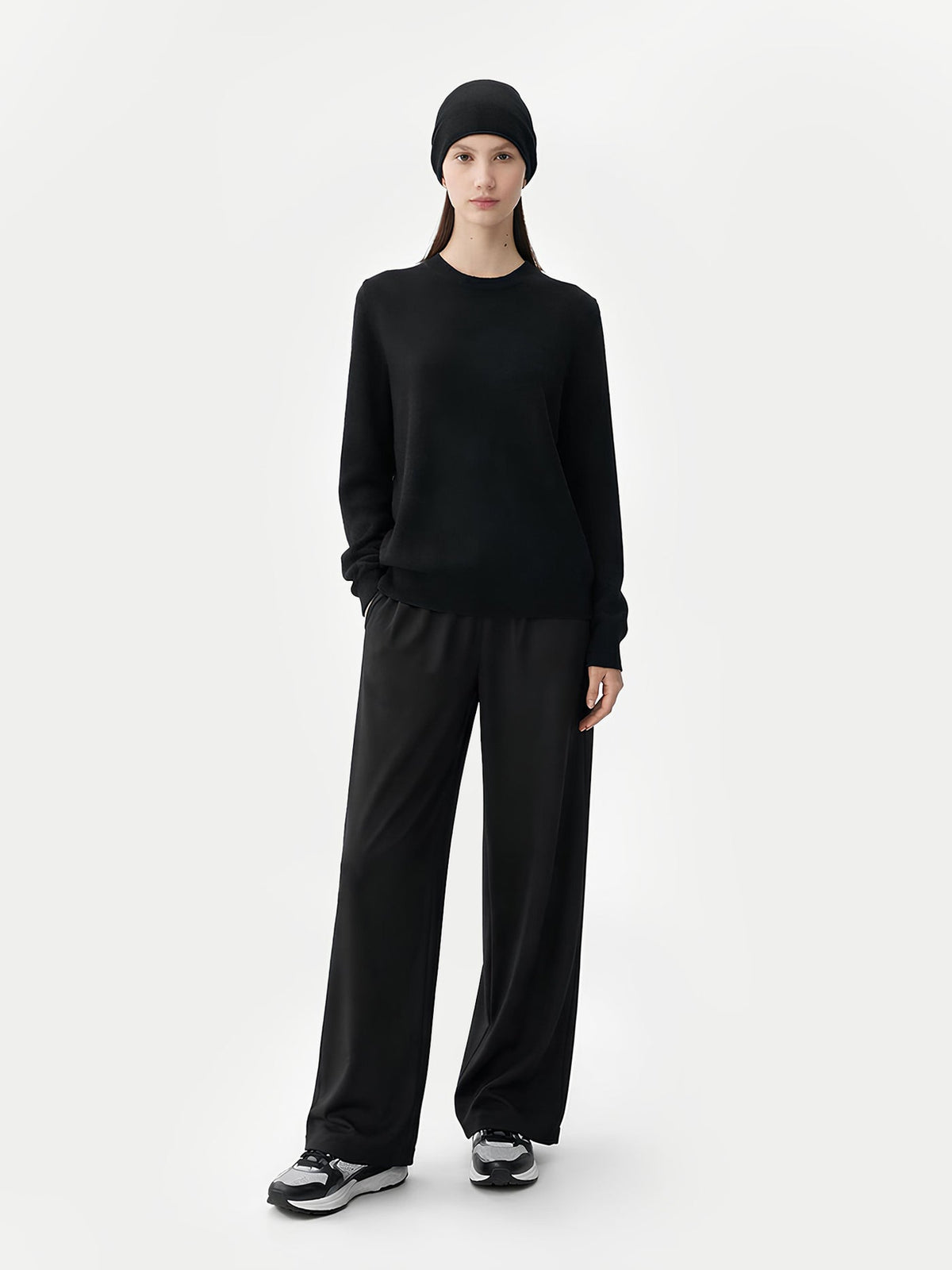 Cashmere Hat & Sweater Set — Black