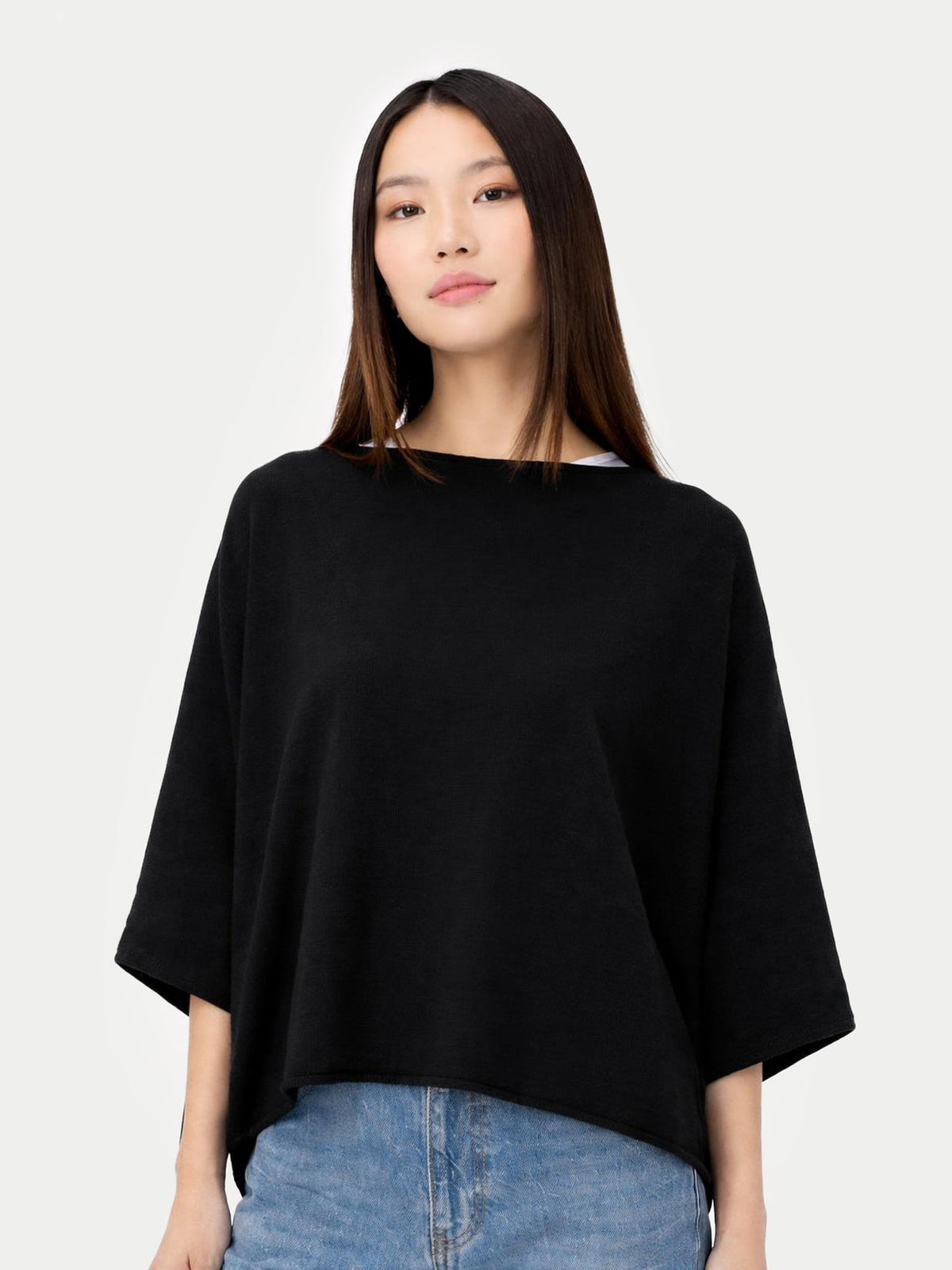 Timeless Knitted Poncho — Black