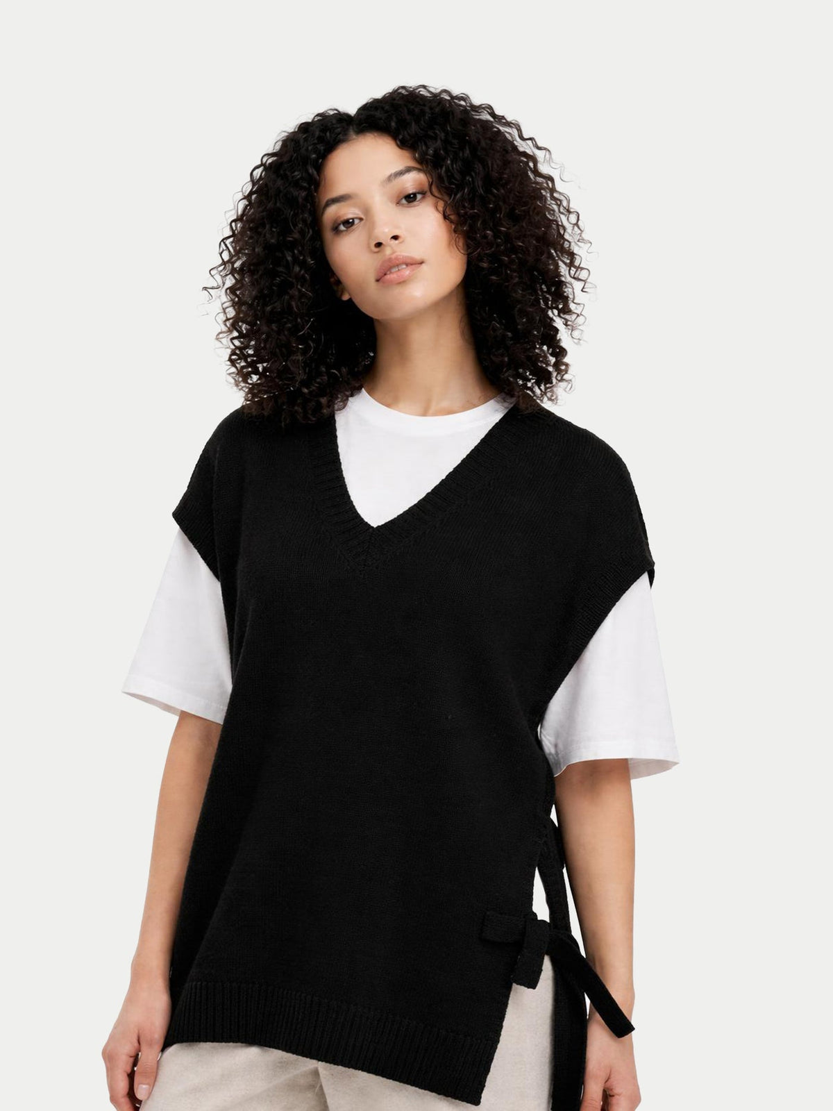 V-neck Cashmere Maternity Top — Black