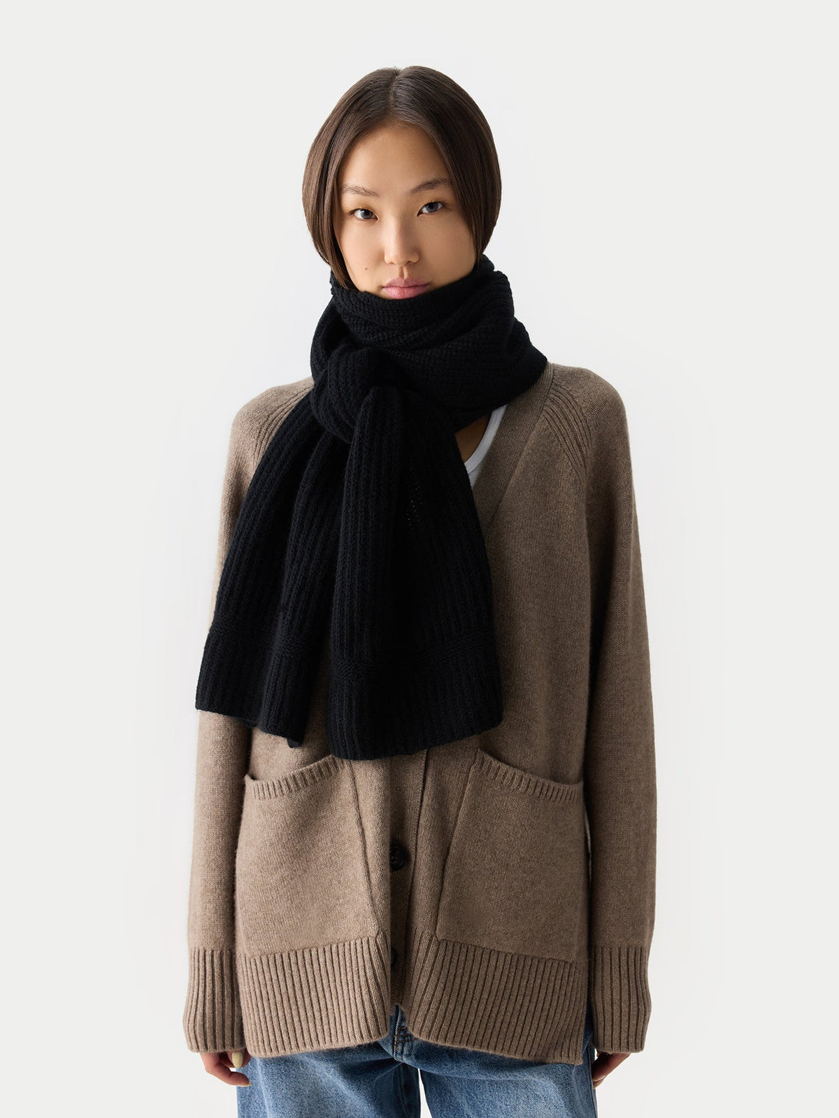 Wide Rib Knit Scarf — Black