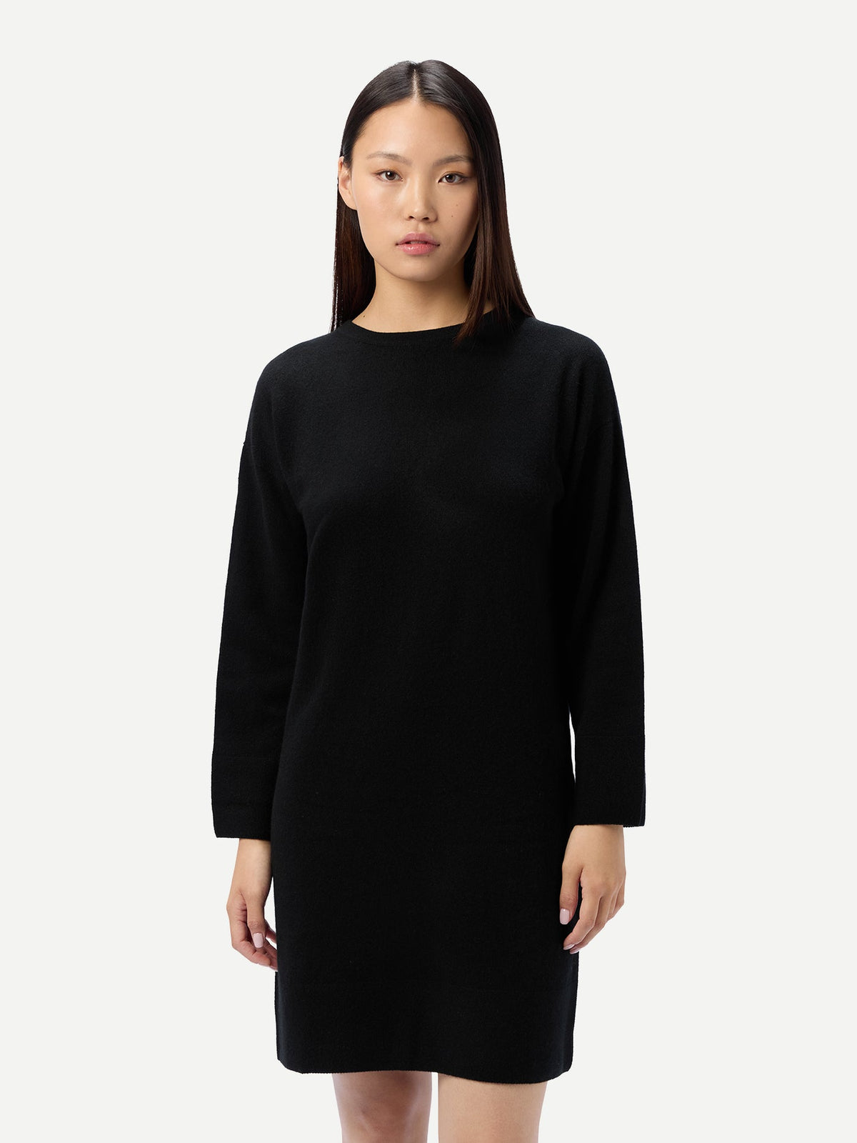 Seamless Crewneck Cashmere Dress — Black