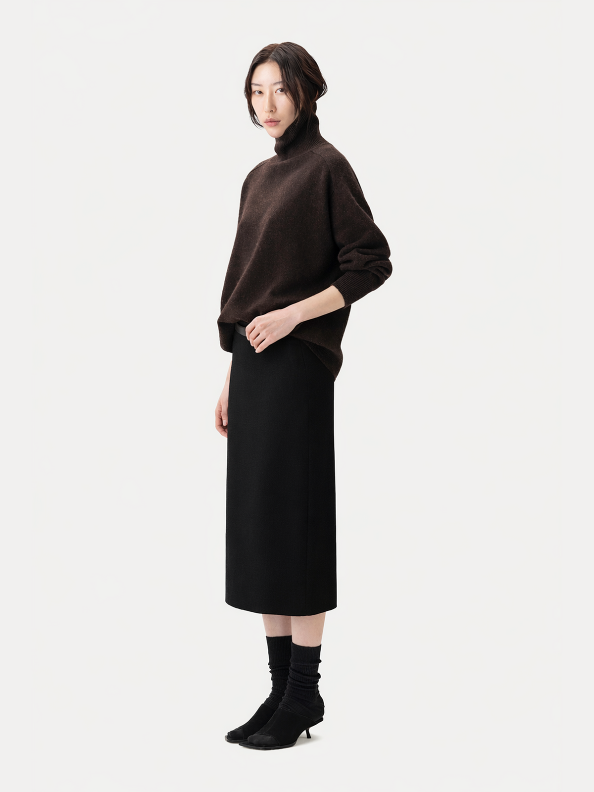 Cashmere Tailored Skirt — Black