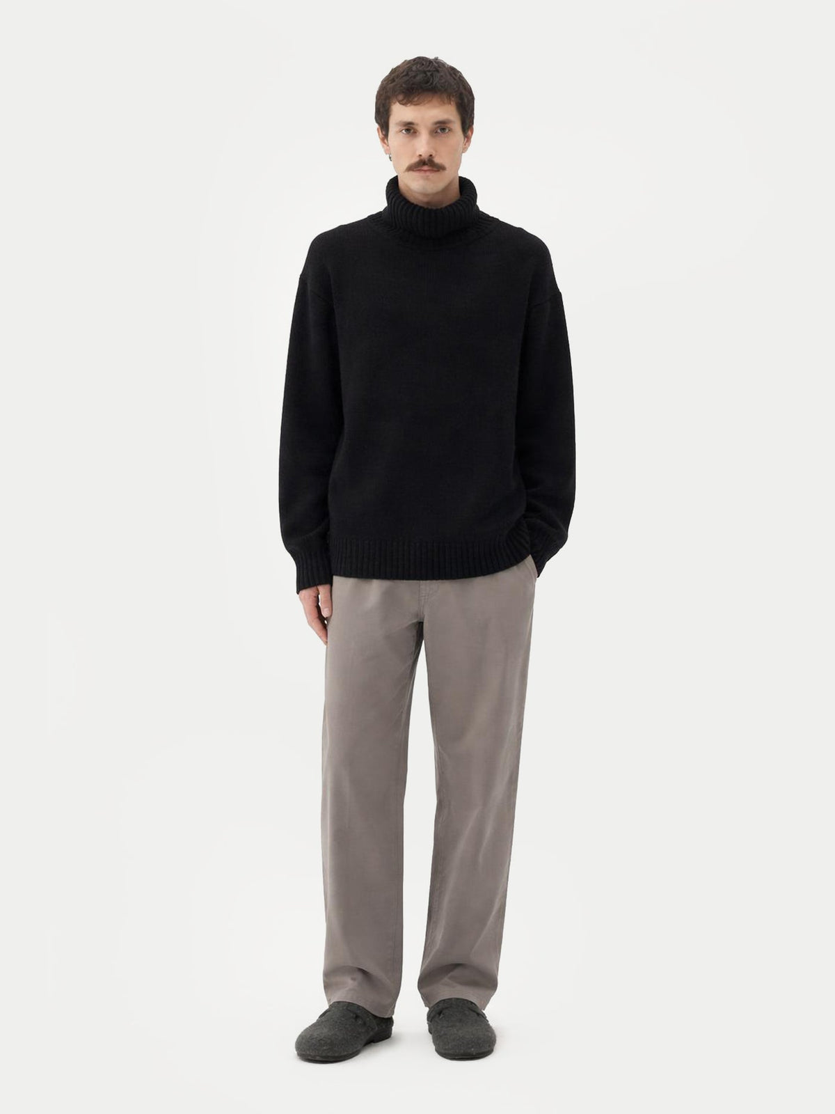 Men's Cashmere Turtleneck — Black