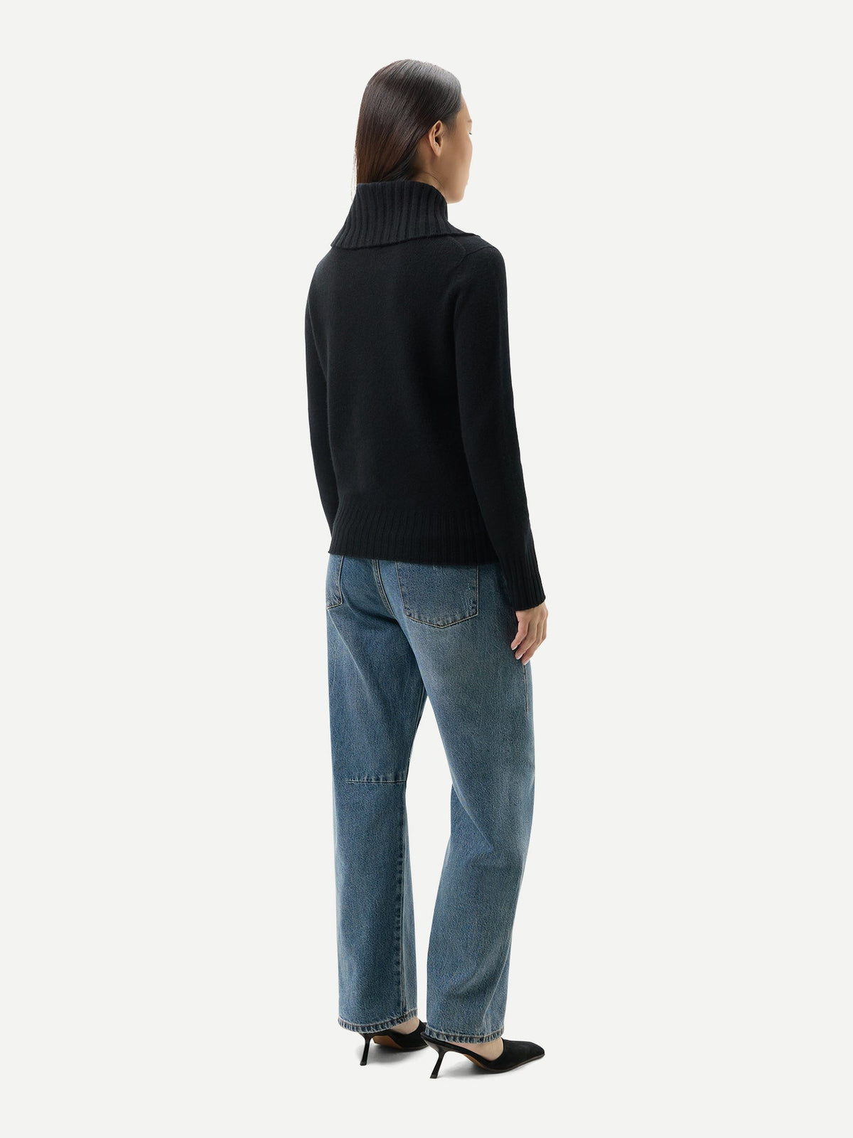 Fold-over Turtleneck Cashmere Sweater — Black