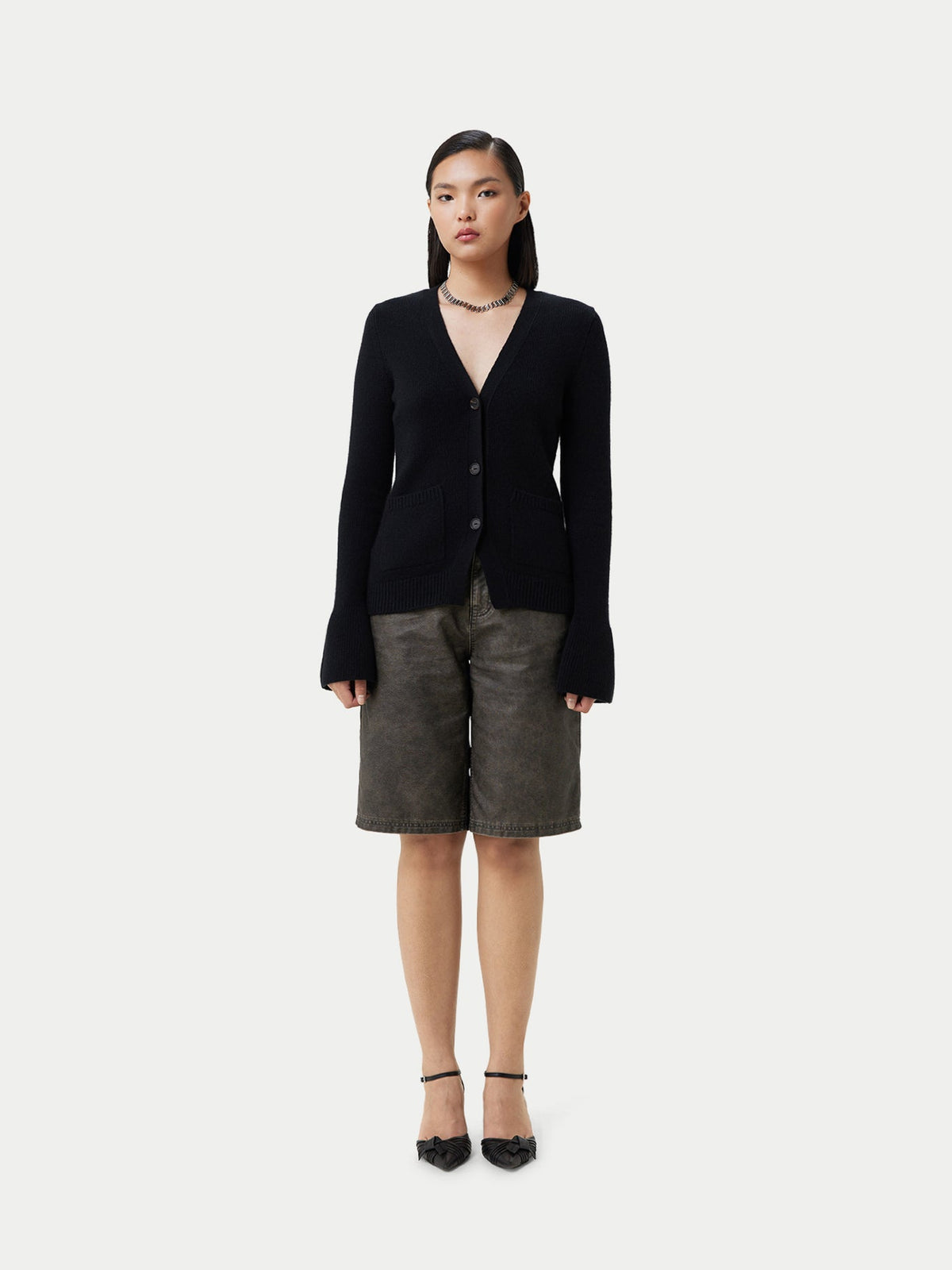 Buttoned Cashmere V-neck Cardigan — Black
