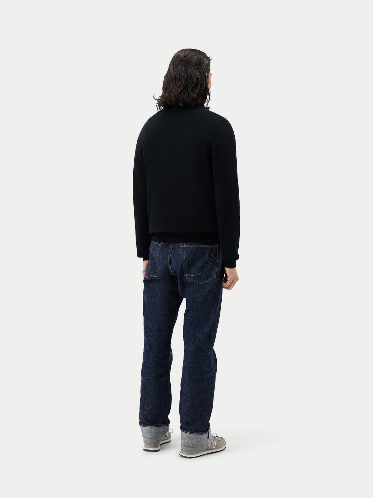 Essential Cashmere V-neck Cardigan — Black