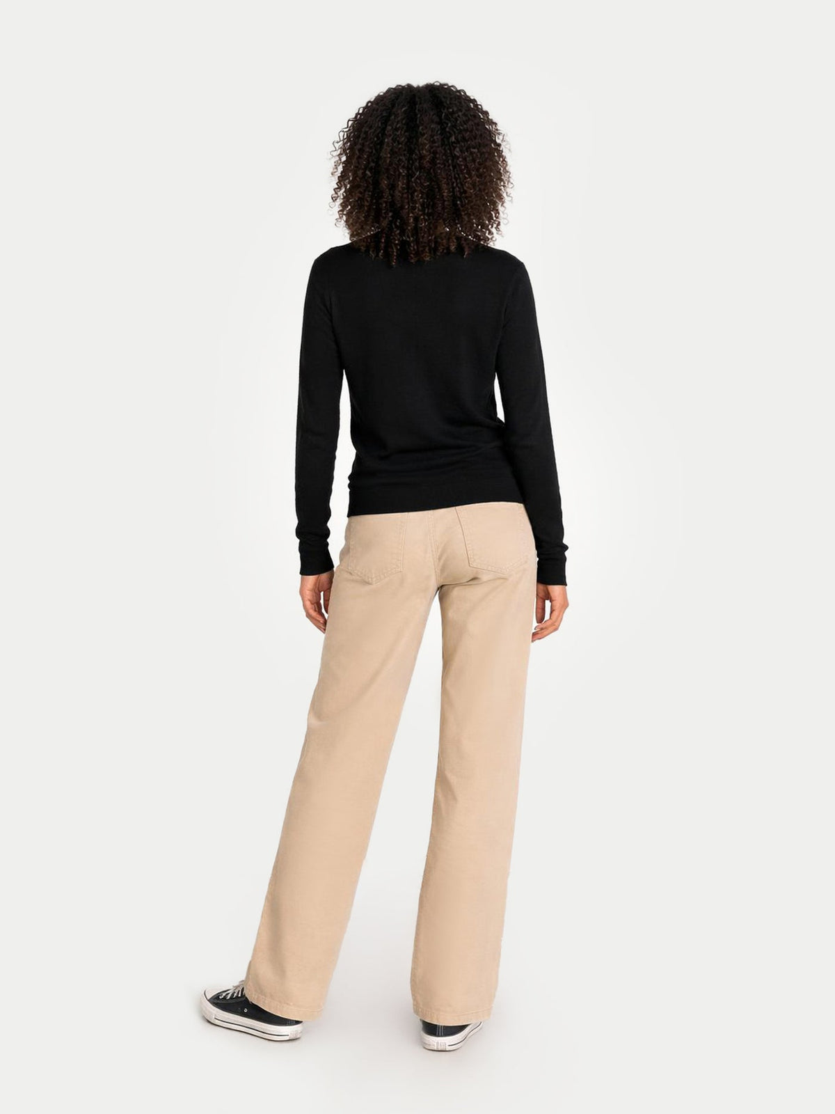Essential Cashmere V-neck Cardigan — Black