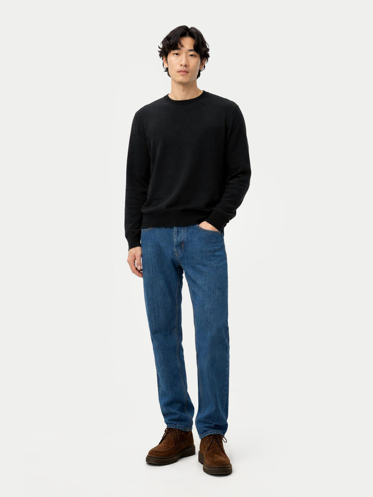 Timeless Crewneck Cashmere Sweater — Black