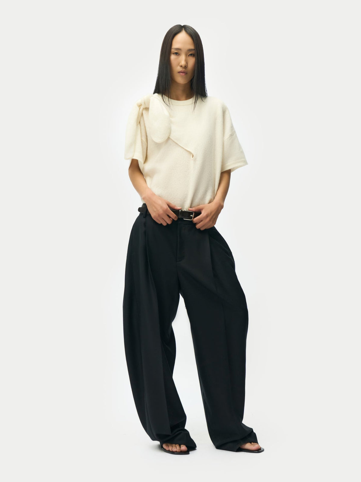 Barrel-leg Cashmere Pants — Black