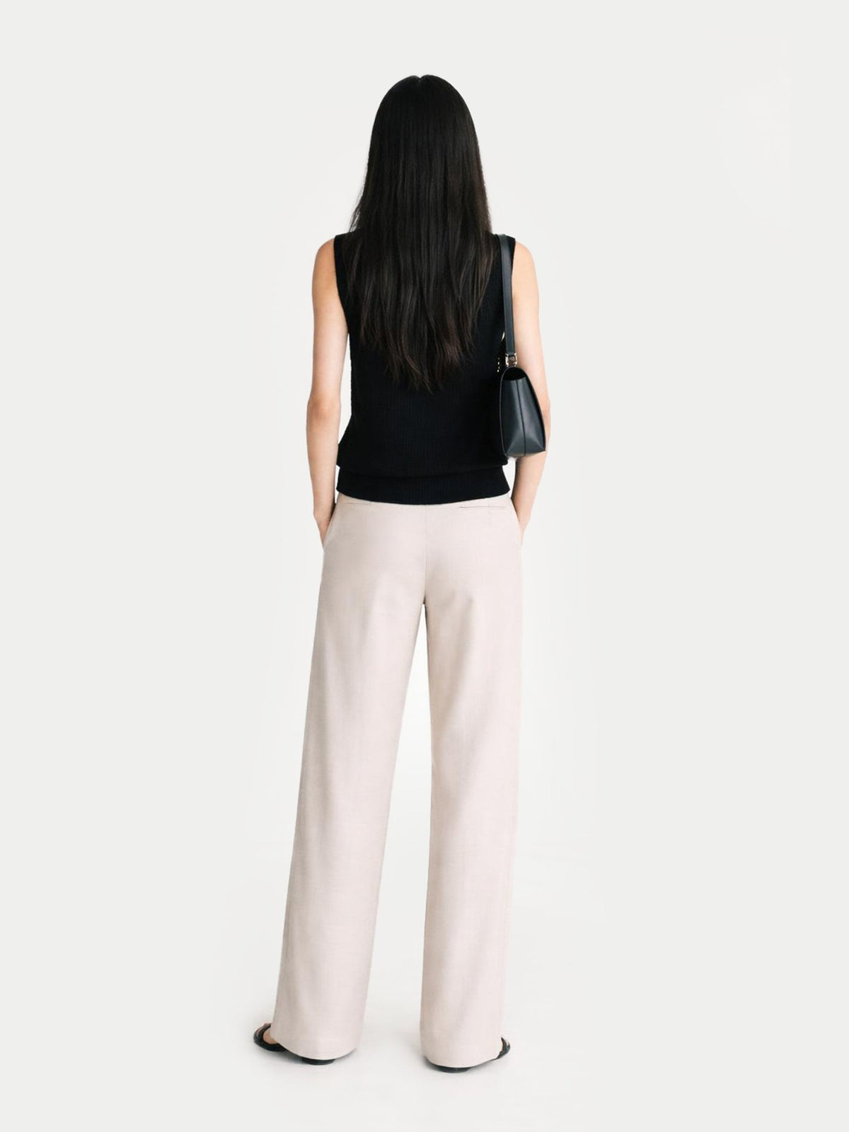 Timeless Cashmere Crewneck Vest — Black