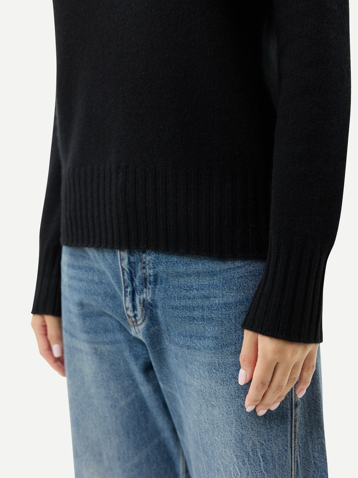 Fold-over Turtleneck Cashmere Sweater — Black