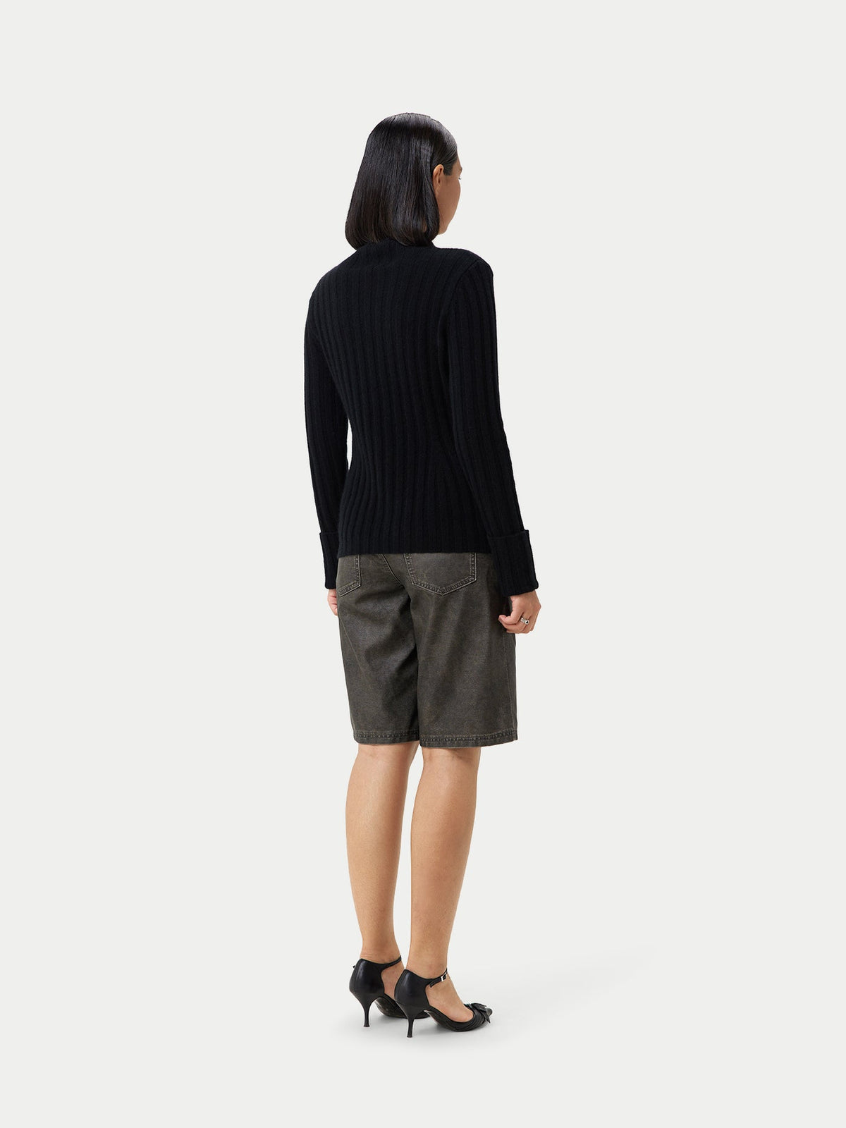 Cashmere Turn-up Cuffs Sweater — Black