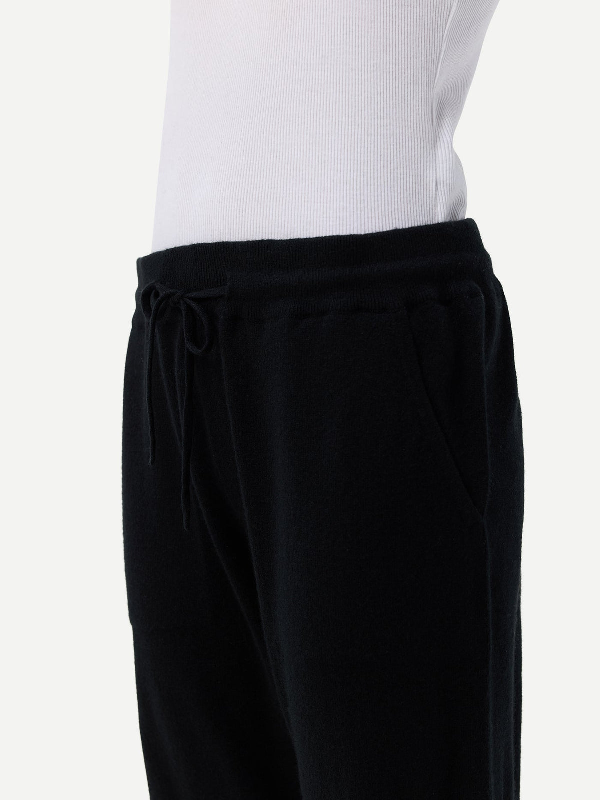 Cuffed Cashmere Jogger — Black