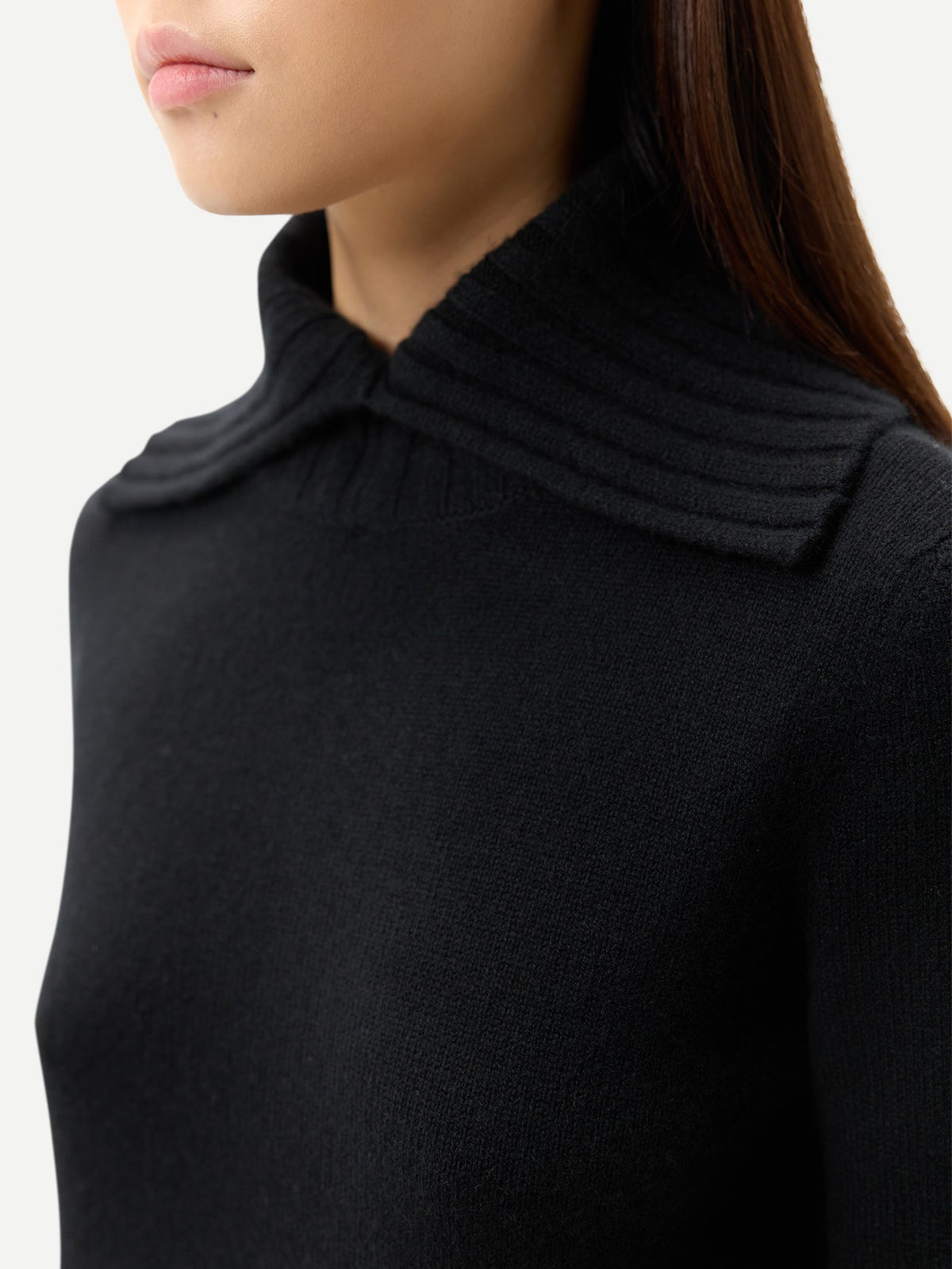 Fold-over Turtleneck Cashmere Sweater — Black