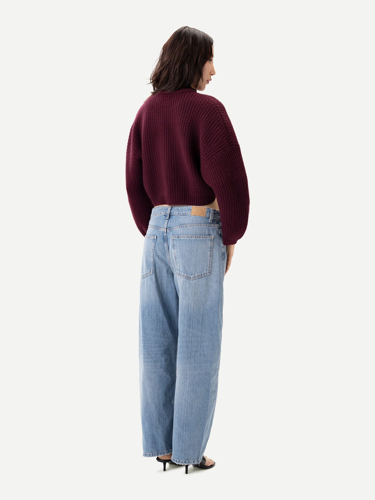 Oval-sleeve Cropped Cashmere Sweater — Burgundy Red