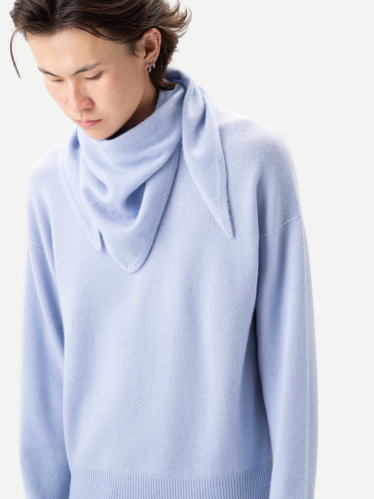 Triangular Cashmere Scarf — Cashmere Blue