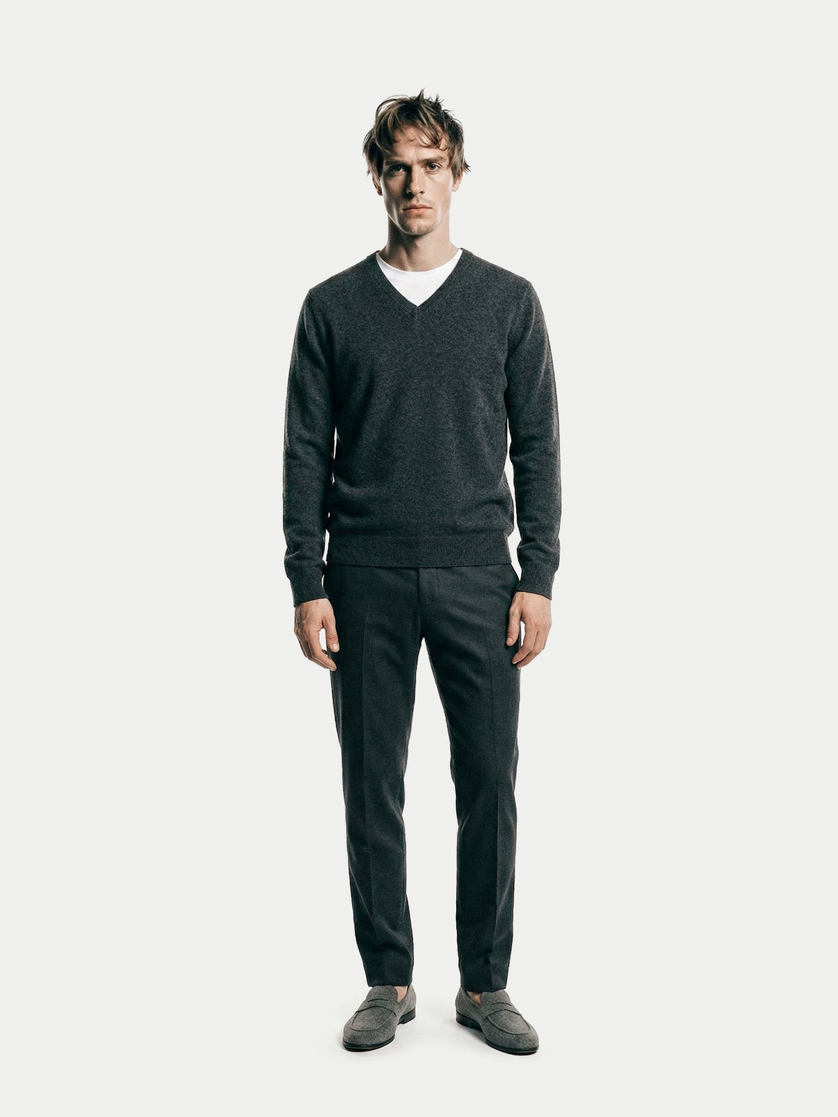 Timeless V-neck Cashmere Sweater — Charcoal