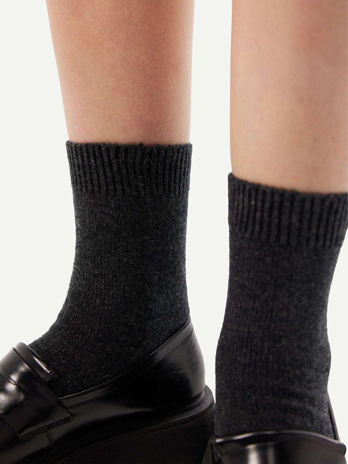 Unisex Cashmere Rib Knit Bed Socks — Charcoal