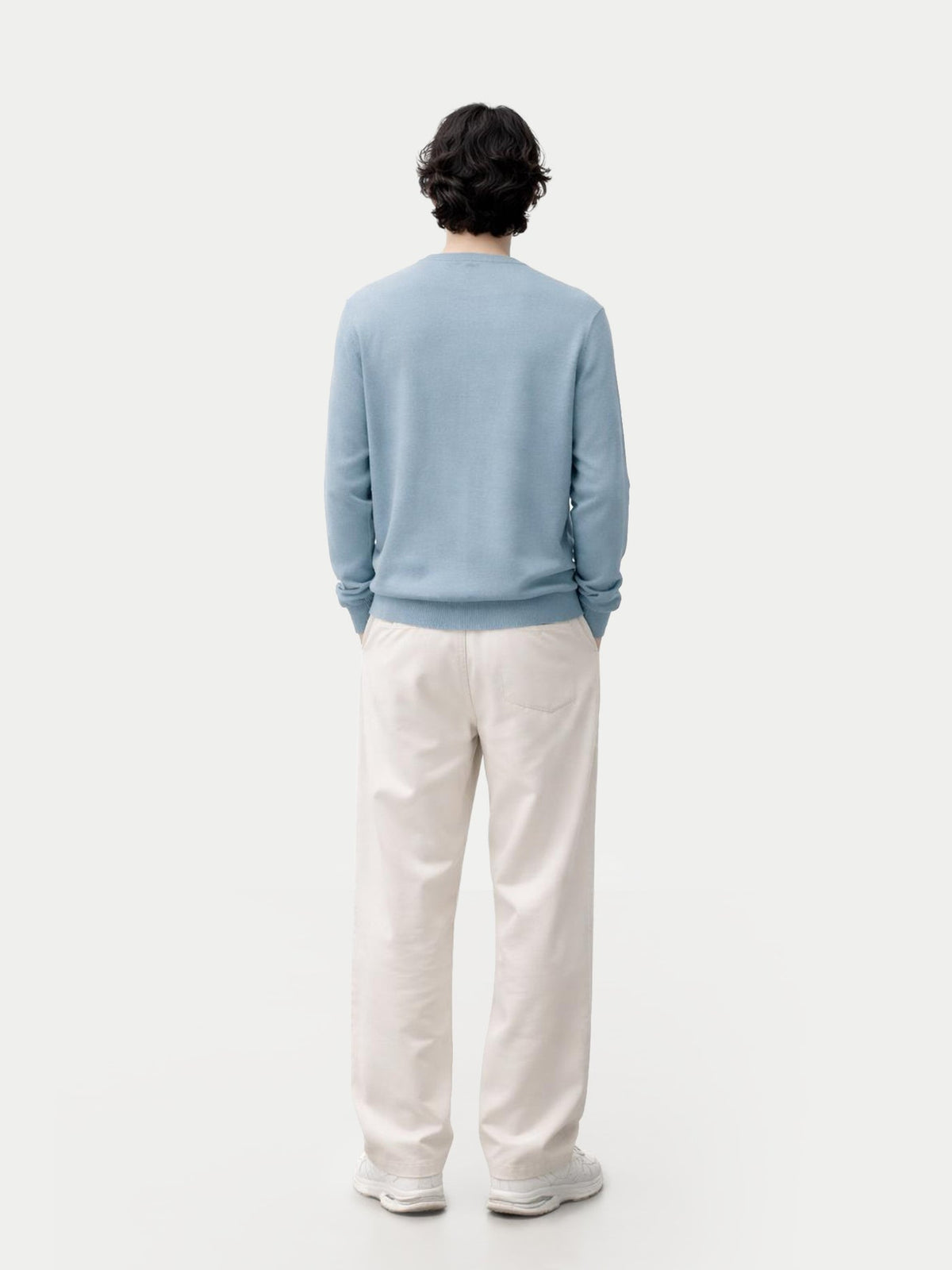 Essential Crewneck Cashmere Sweater — Cloud Blue