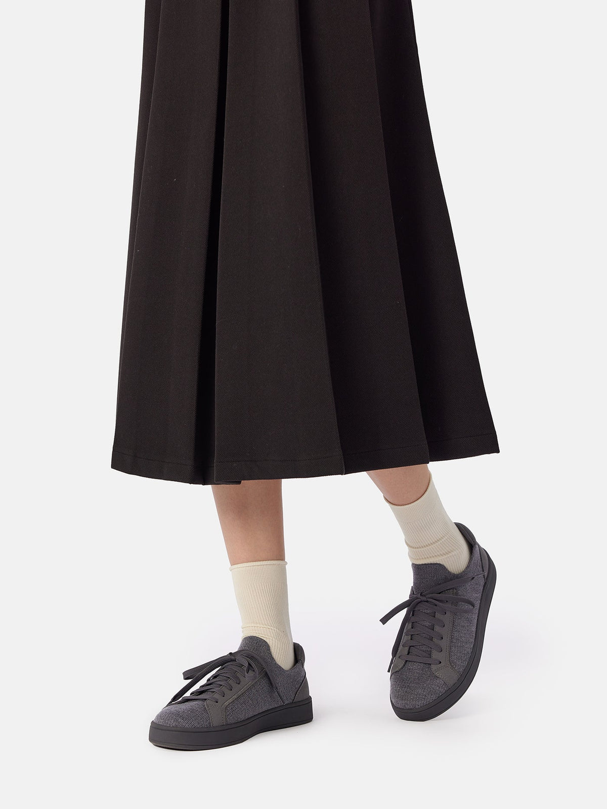 Mercerized Wool Cashmere Knitted Sneakers — Cool Stone