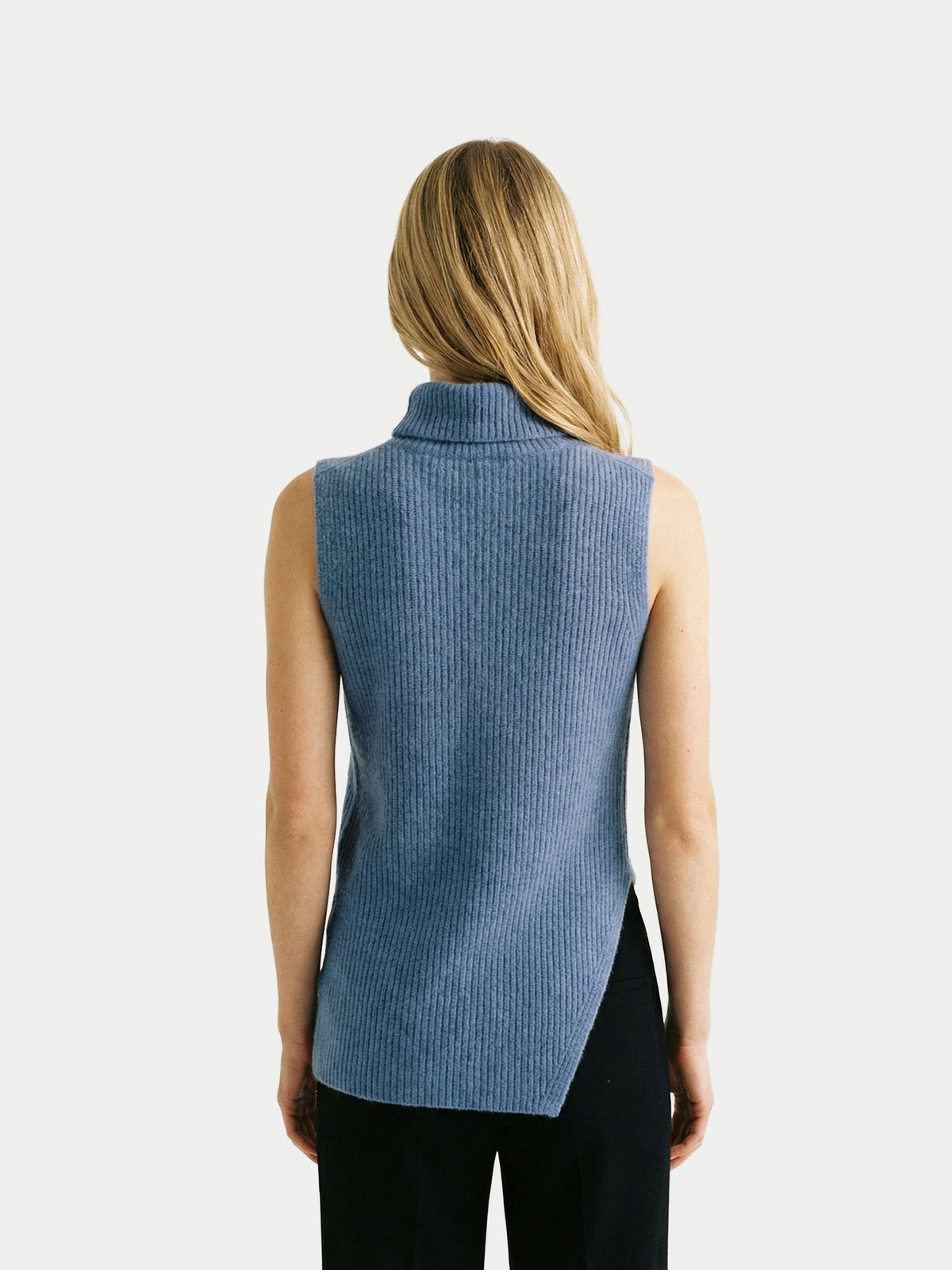 Turtle Neck Cashmere Vest — Deep Dusty