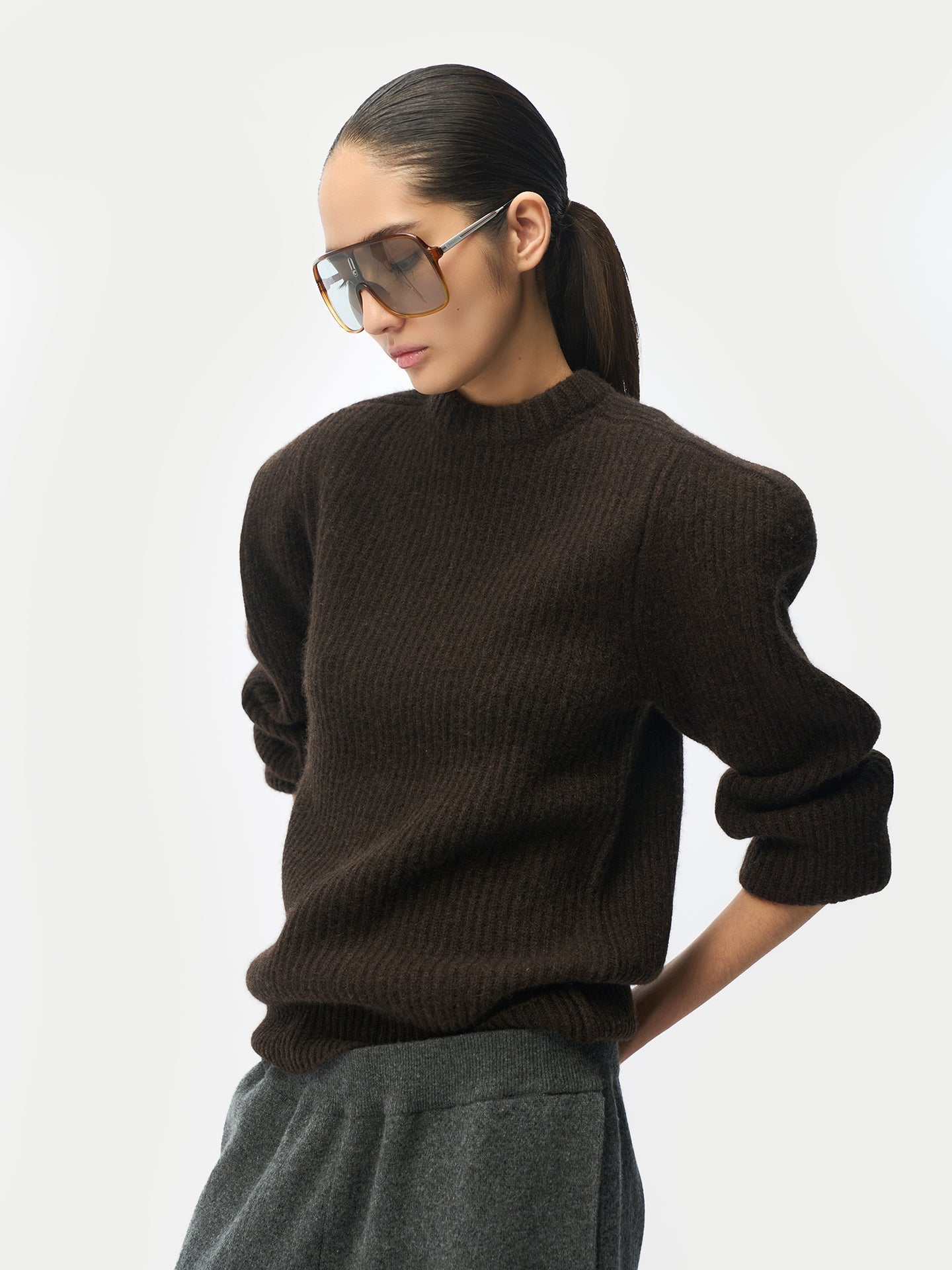 Sculpted-Shoulder Cashmere Sweater — Deep Mole