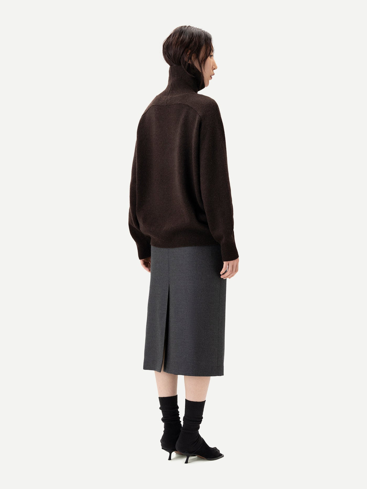 Unisex High-neck Cashmere Sweater — Deep Mole