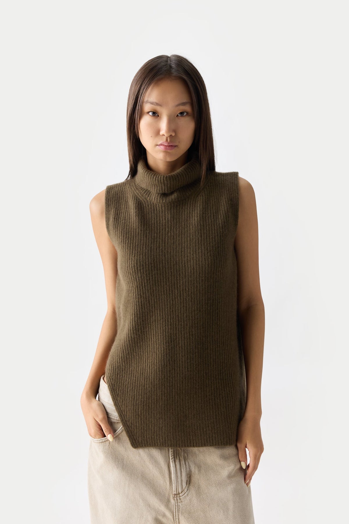 Turtle Neck Cashmere Vest — Earth Brown