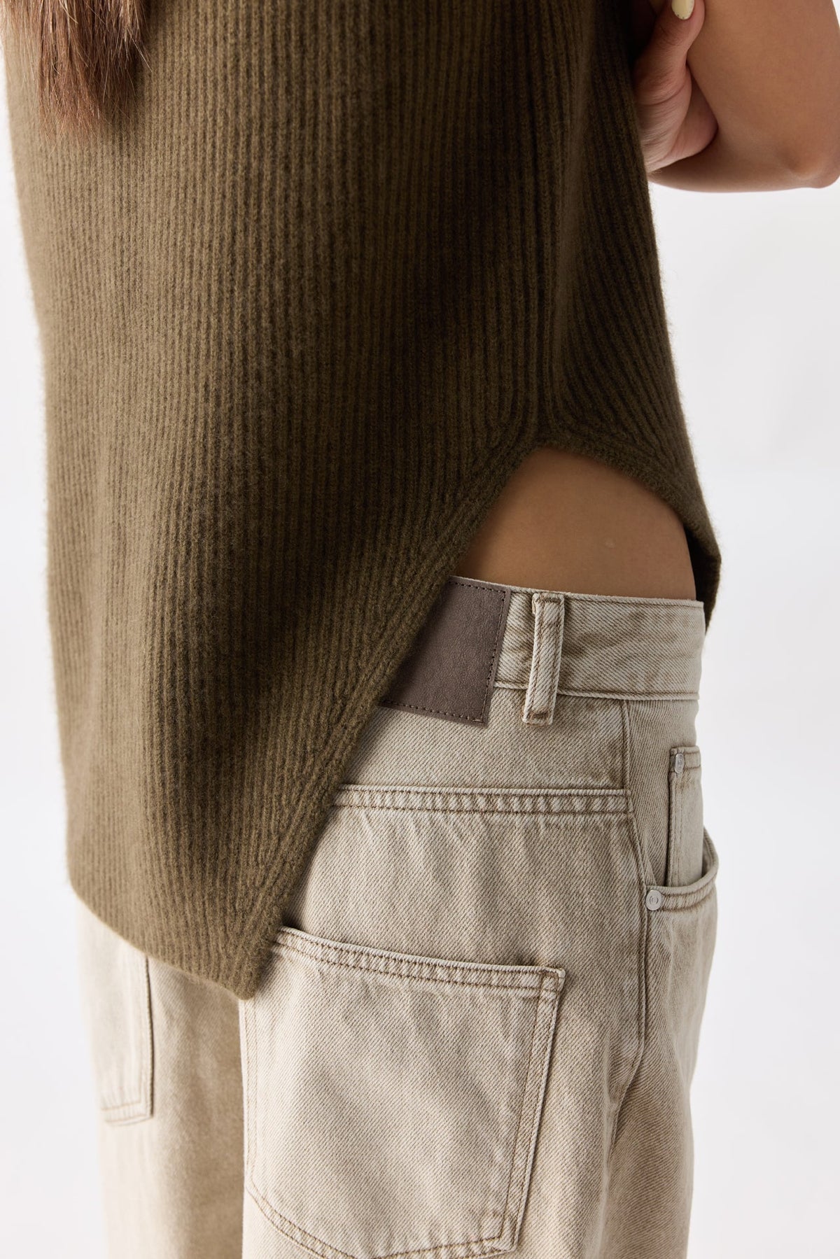Turtle Neck Cashmere Vest — Earth Brown