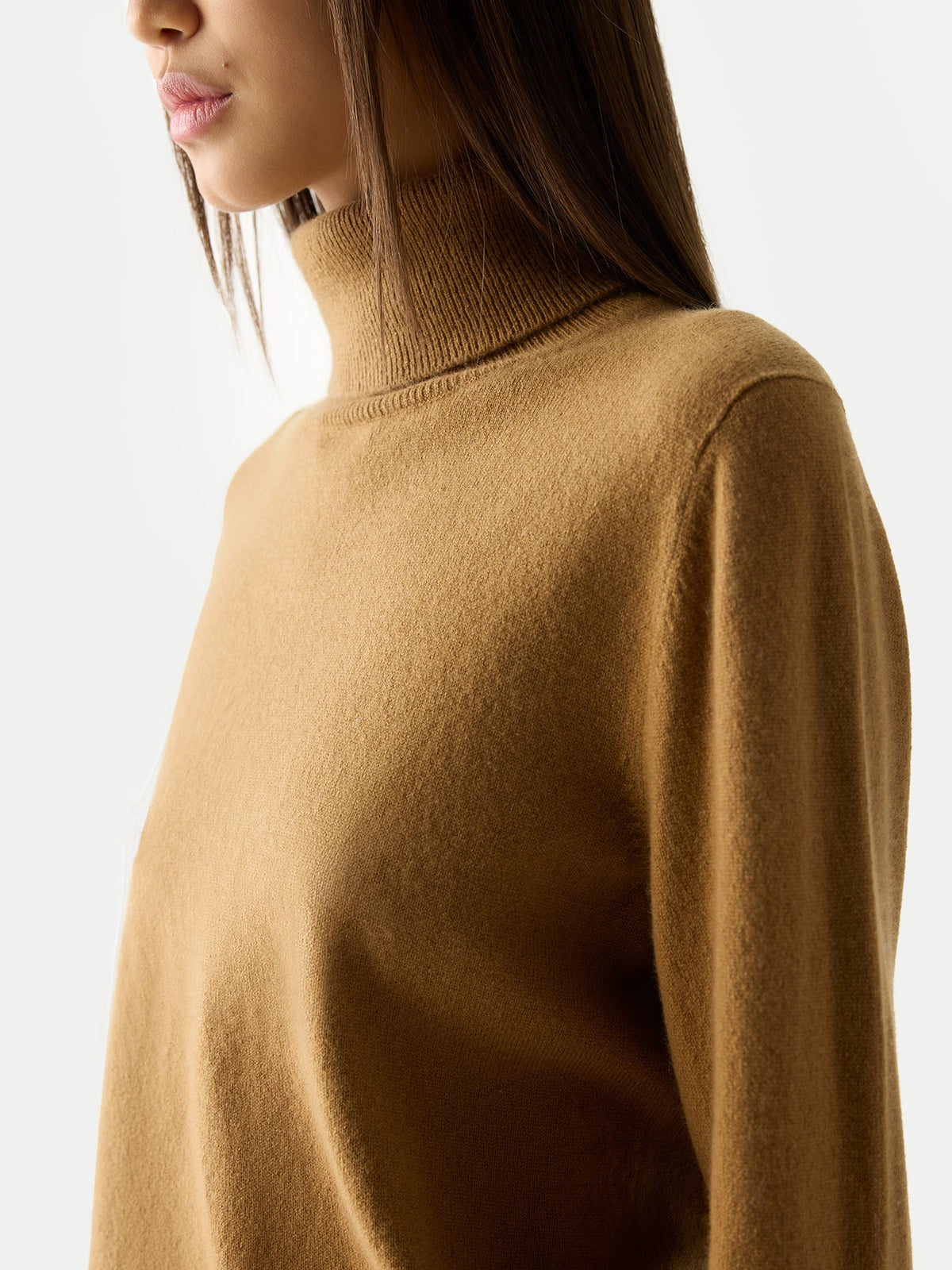 Timeless Cashmere Turtleneck Sweater — Golden Brown