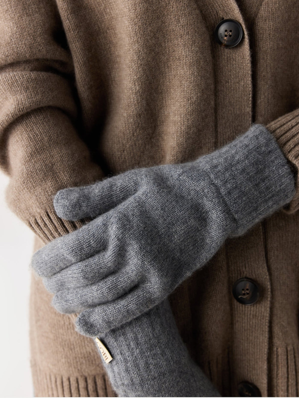 Essential Knit Cashmere Gloves — Gray
