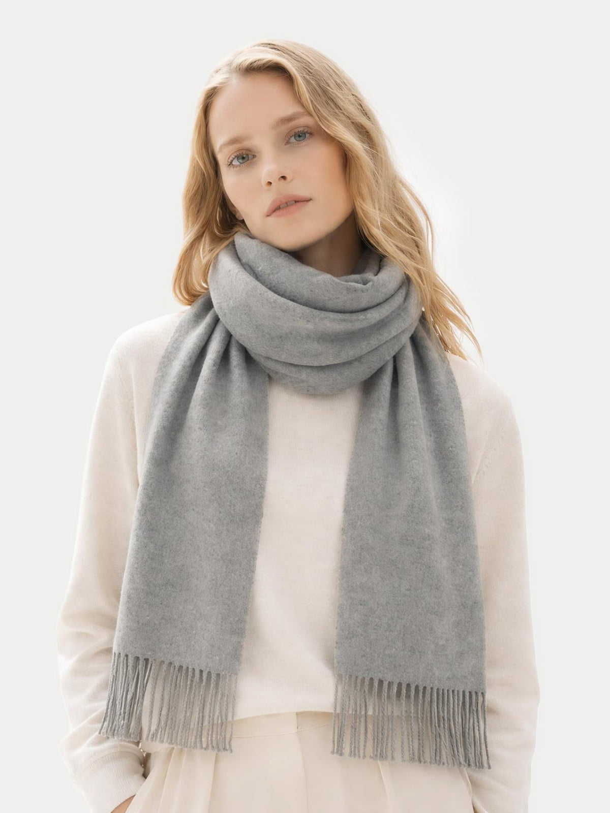 Cashmere Fringed Scarf — Gray