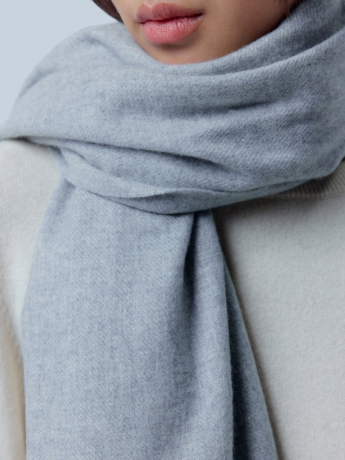 Wide Fringe Scarf — Light Gray