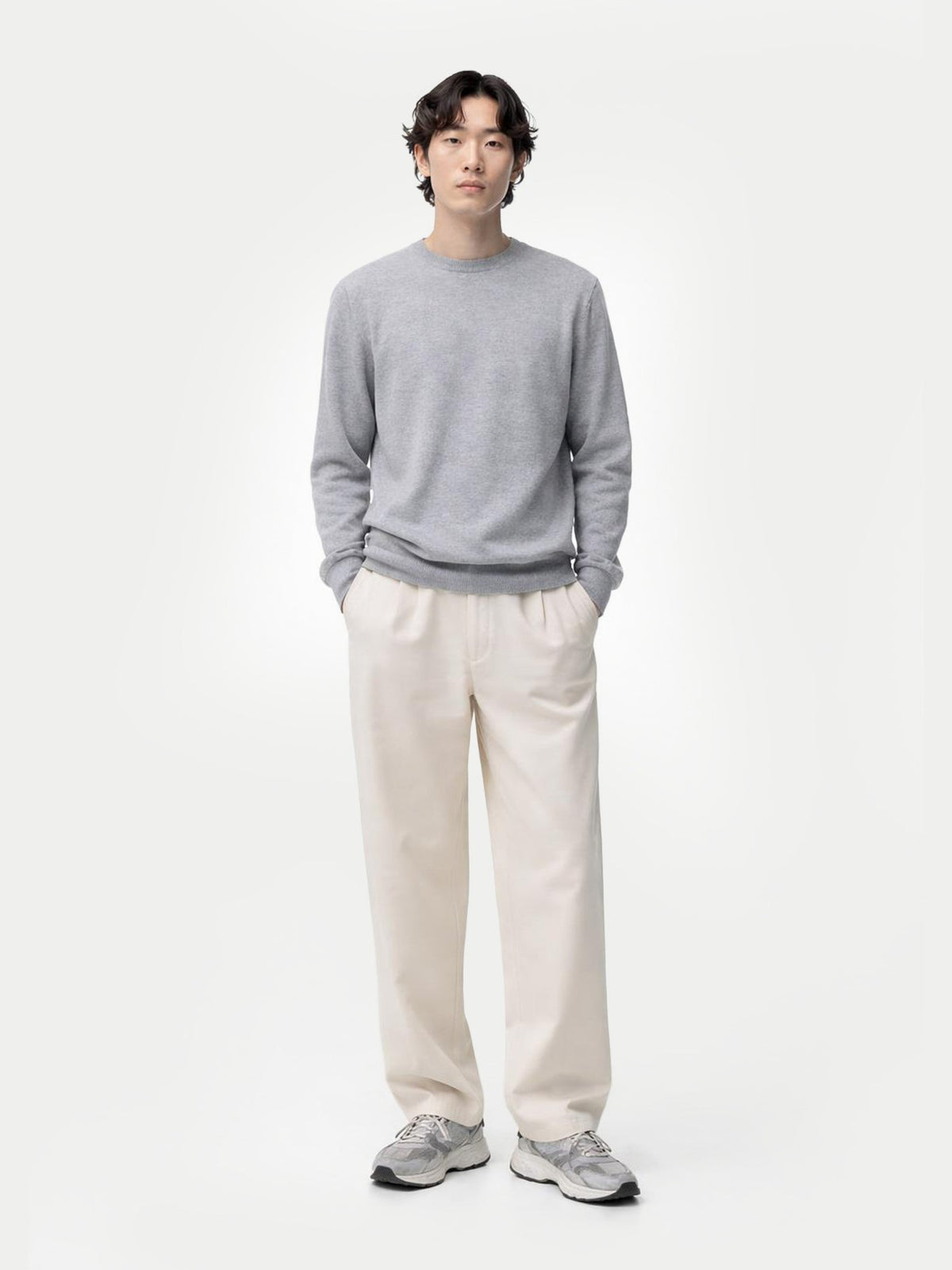Essential Crewneck Cashmere Sweater — Light Gray